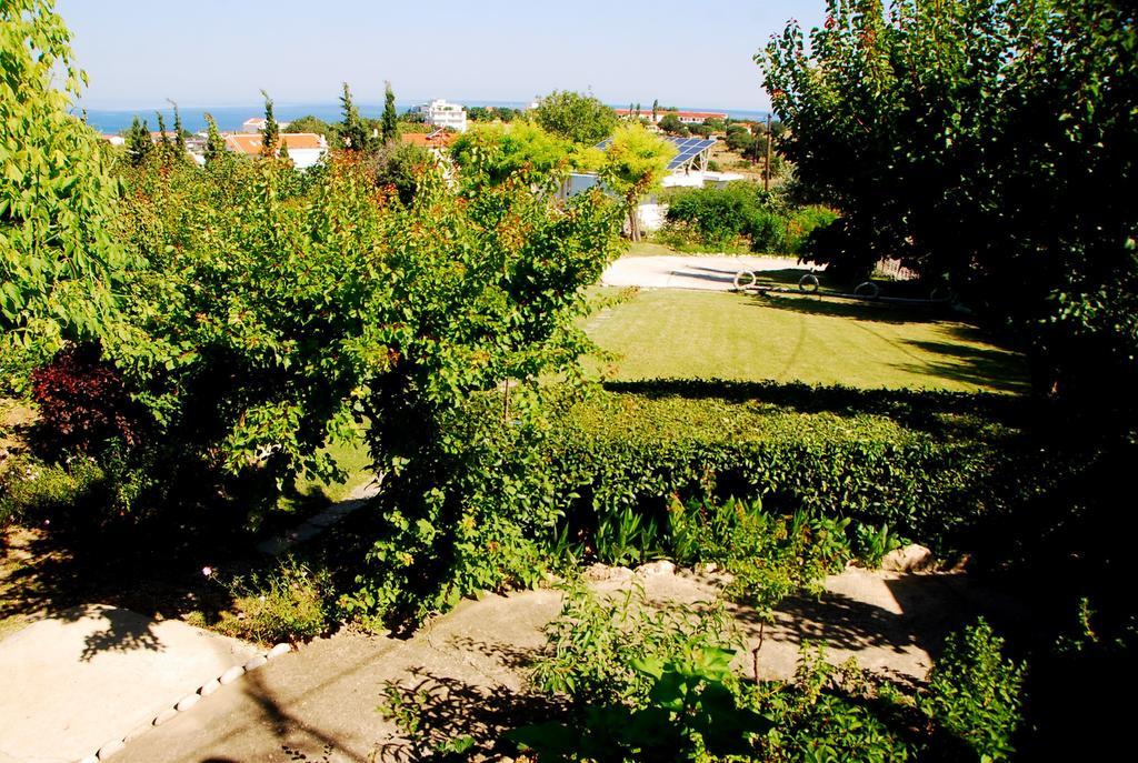 Aiolis Rooms Kamariotissa Exterior photo